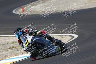 media/Sep-06-2025-CRA (Sat) [[cd32356307]]/Races/Race 2/